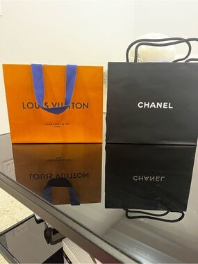 Luxury Designer Shopping Bags – Louis Vuitton & Chanel